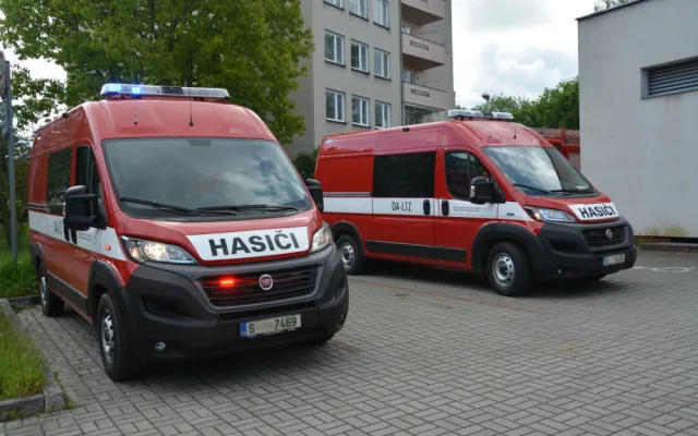 Dobrovolní hasiči v Hradci Králové mají nové vozy. Poslouží k technickým zásahům