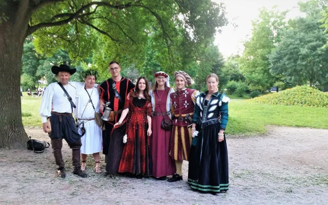 Ochotníci v areálu Žižkových sadů