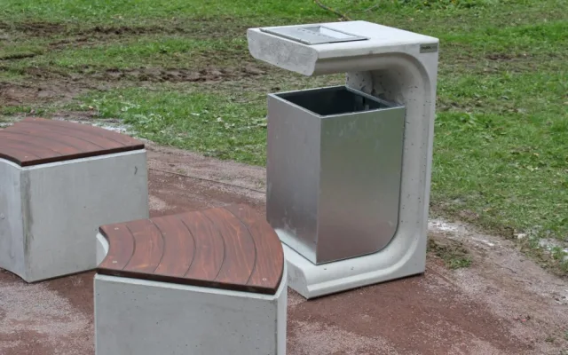 Dvůr Králové nad Labem má v parku nový veřejný gril s ohništěm