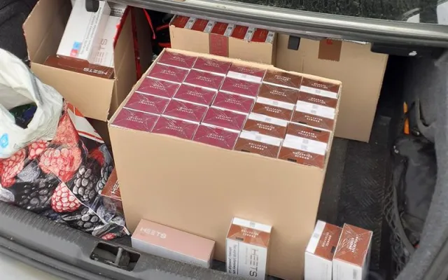 VIDEO: V kufru měl deset kilo tabáku. Z Polska to vezu pro svou vlastní potřebu, vymlouval se celníkům