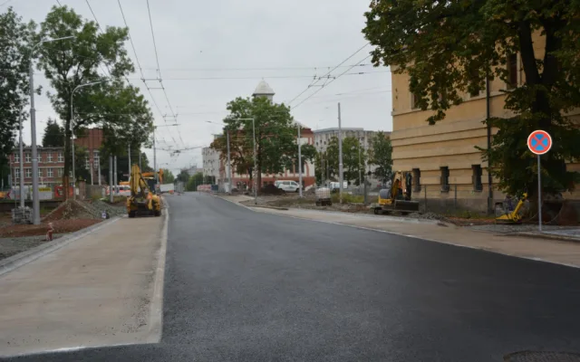 Příští týden se otevře Fortna pro MHD. Řidiči osobáků si musí počkat do konce roku