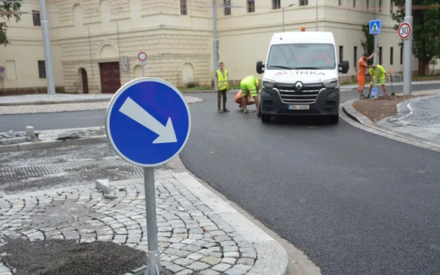 Příští týden se otevře Fortna pro MHD. Řidiči osobáků si musí počkat do konce roku