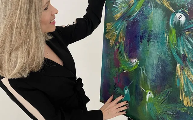 Petra Volenec Němečková se svým obrazem