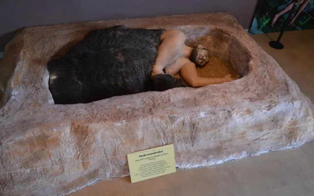 Všestarský archeopark nabídne Dny živé archeologie, sezona začne co nevidět