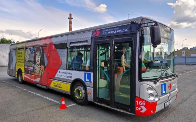 ZA VOLANTEM AUTOBUSU MHD - přijďte si zkusit, jak jednoduché je řídit autobus MHD