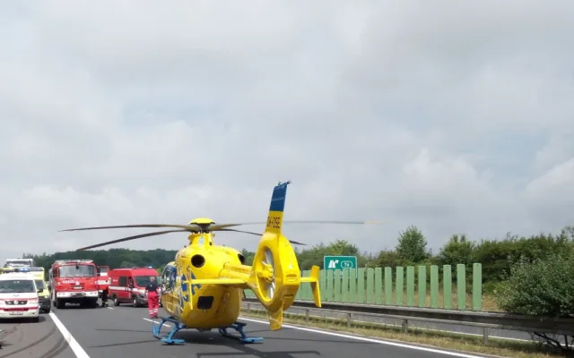 Nehoda na D11 uzavřela směr z Prahy na Hradec Králové