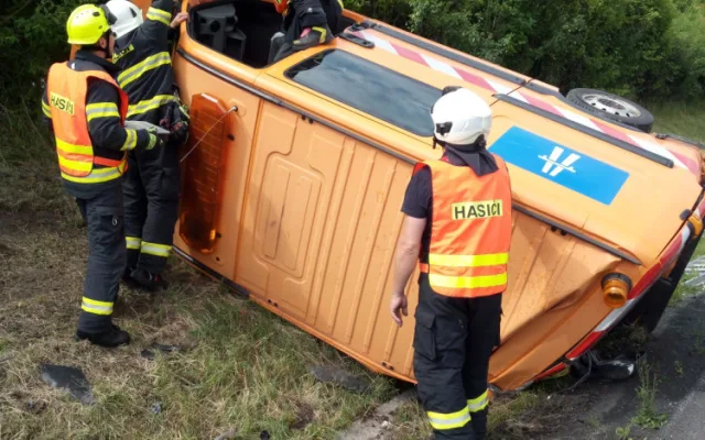 Nehoda na D11 uzavřela směr z Prahy na Hradec Králové