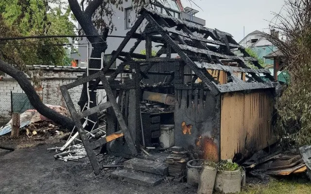 Požár kůlny ve Dvoře Králové nad Labem
