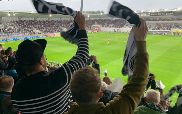 OBRAZEM: Hradec Králové zažil první fotbalový zápas v nové aréně. Podívejte se, jaká byla atmosféra