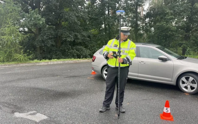 Policie má nové přístroje na dokumentaci dopravních nehod. Ušetří zhruba polovinu času