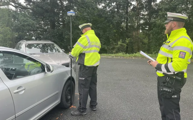 Policie má nové přístroje na dokumentaci dopravních nehod. Ušetří zhruba polovinu času