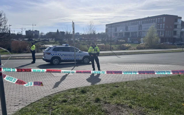 Policie evakuovala kampus Univerzity Hradec Králové. Anonym vyhrožoval střelbou