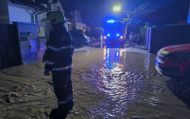 Bouřka pustošila Královéhradecký kraj. Hasiči zasahovali u desítek událostí