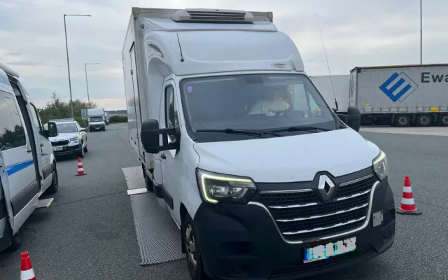 Policie se zaměřila na řidiče kamionů a dodávek. Dopadla notorického porušovače pravidel