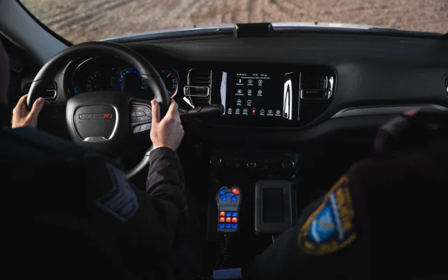 Strážníci v Opatovicích se vozí luxusním speciálem Dodge Durango Pursuit