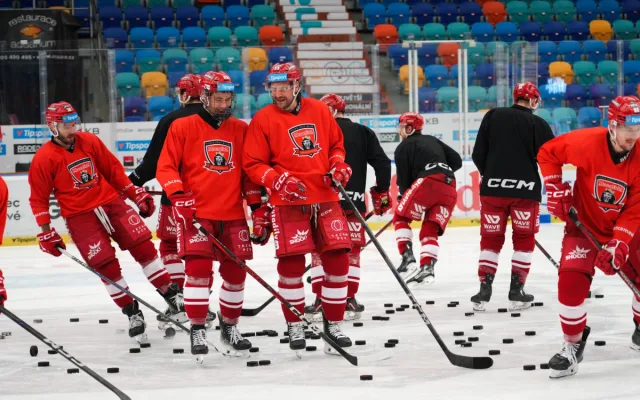 Hokejovým fanouškům v Hradci stoupá tep, pár hodin zbývá do prvního semifinále extraligy