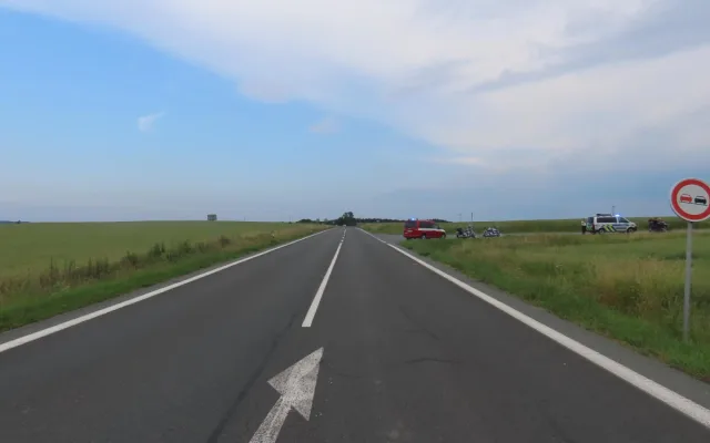 Tragická nehoda u Chlumce nad Cidlinou. O život přišel motorkář