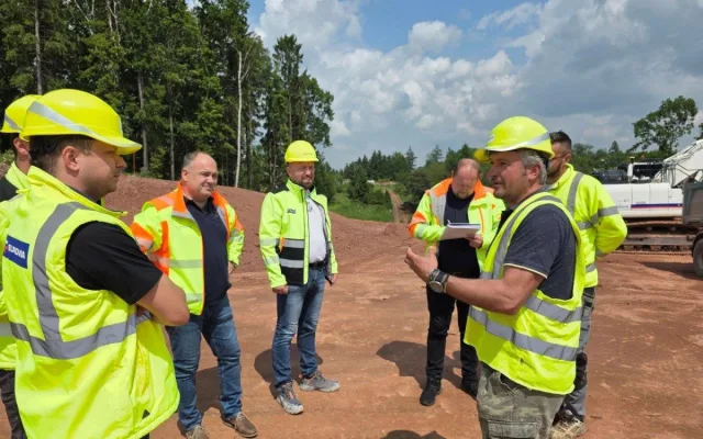 OBRAZEM: Stavba obchvatu Náchoda pokračuje rychlým tempem. Tunel začne vznikat na podzim