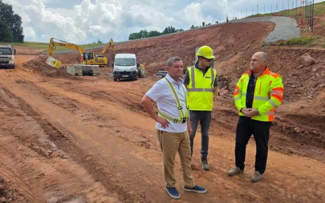 OBRAZEM: Stavba obchvatu Náchoda pokračuje rychlým tempem. Tunel začne vznikat na podzim
