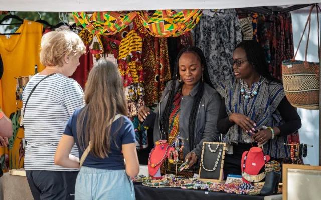 Africké dny ve Dvoře Králové nad Labem navzdory dešti přilákaly tisíce lidí