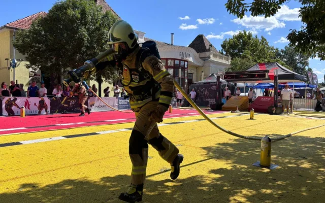 Hasiči z Královéhradeckého kraje zazářila na Mistrovství Evropy ve Firefitu