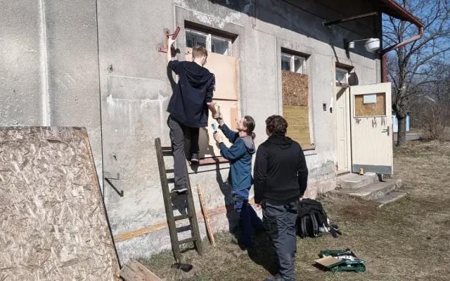Chátrající nádraží v Žacléři má poslední šanci. Pomoci má veřejná sbírka