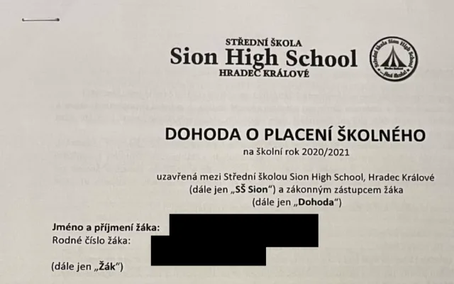 Doplaťte desítky tisíc, nebo dítě nepůjde k maturitě. Rodiče popisují praktiky školy Sion