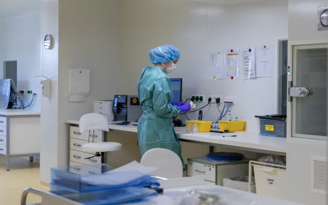Nemocnice v Hradci otevřela nové pracoviště. Zrychlí přípravu chemoterapie