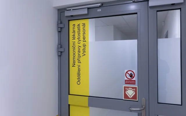 Nemocnice v Hradci otevřela nové pracoviště. Zrychlí přípravu chemoterapie