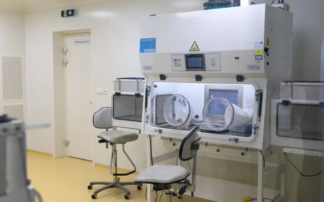 Nemocnice v Hradci otevřela nové pracoviště. Zrychlí přípravu chemoterapie