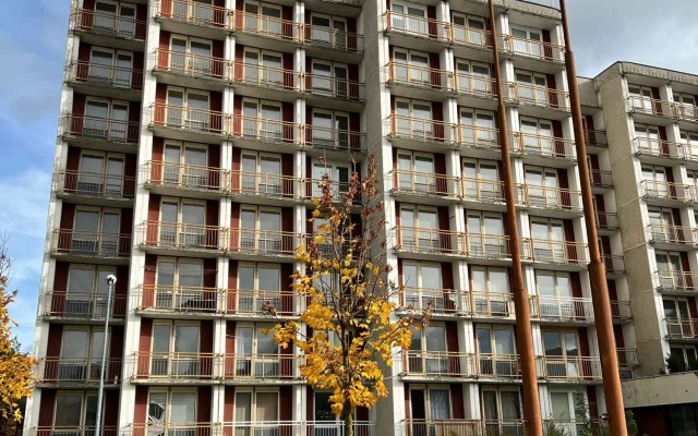 Hradec prodává ubytovnu nemocnice. Nechce z ní mít problémové místo
