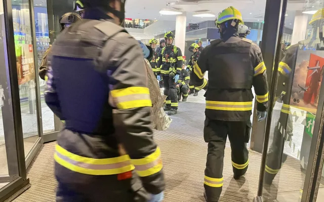 VIDEO: Střelba v hradeckém Auparku. Šlo o taktické cvičení