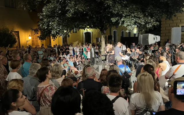 FOTO: Divadelňák míří do finále. Nabídne Zlatovlásku i oblíbený Školní výlet