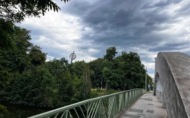 Malšovickým mostem v Hradci neprojedete, po rekonstrukci bude v lepší kondici