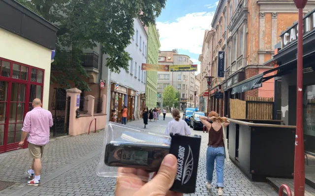 Radioaktivita na nádražích i v centru měst, projekt lovců záření mapuje žhavá místa ČR