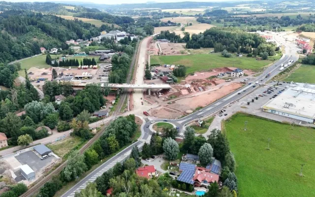 Náchod čekají další omezení. Staví se obchvat i spojka na Broumovsko
