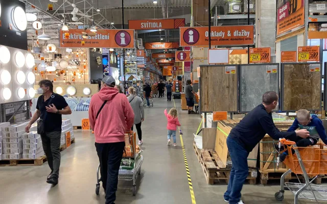 Hornbach v Hradci Králové