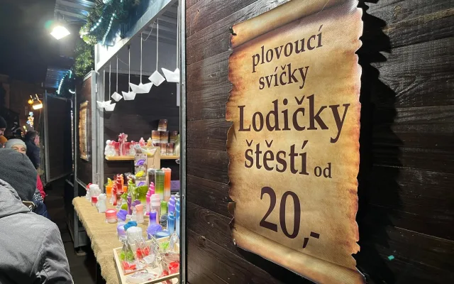 GALERIE: První víkend na vánočních trzích v Hradci Králové