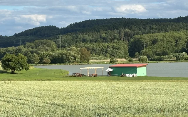 Černé stavby v Jičíně skončily demolicí. Majitelé zaplatí náklady