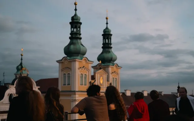 Tři pátky nad střechami Hradce. Galerie otevře skrytou terasu