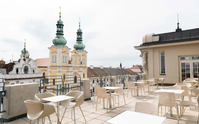 Tři pátky nad střechami Hradce. Galerie otevře skrytou terasu