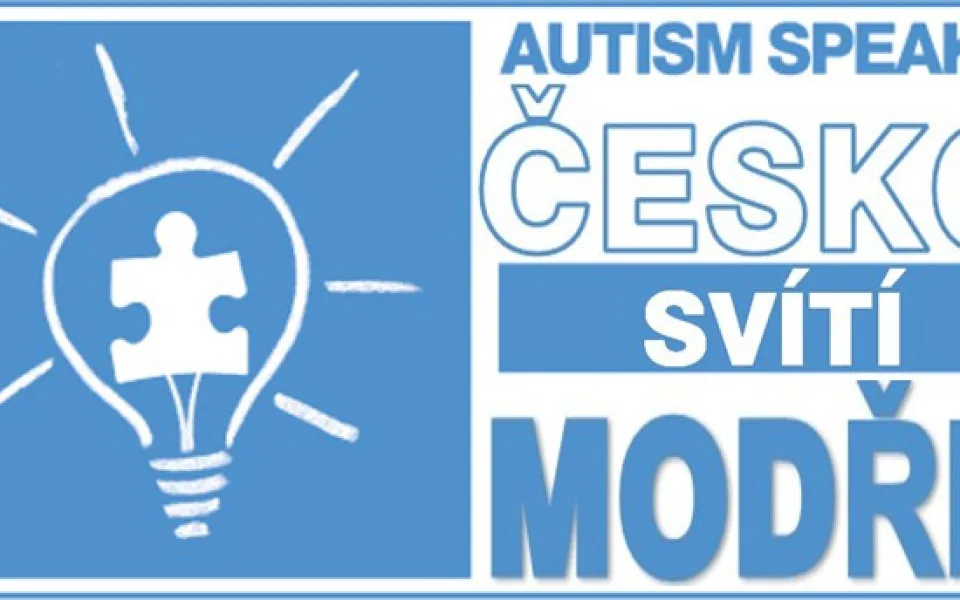 Česko svítí modře