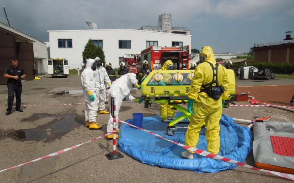 Cvičení s biohazard týmem