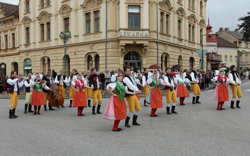 Mezinárodní folklorní festival Pod Zvičinou