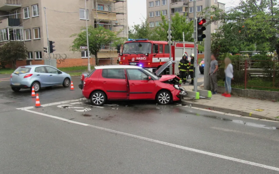 Dopravní nehoda - Mrštíkova