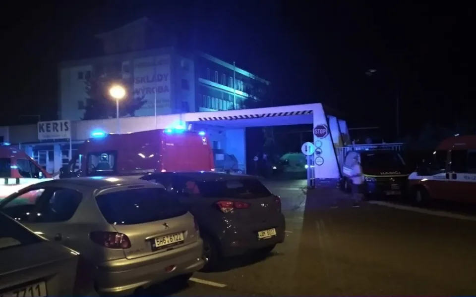 Požár v areálu bývalé Tesly