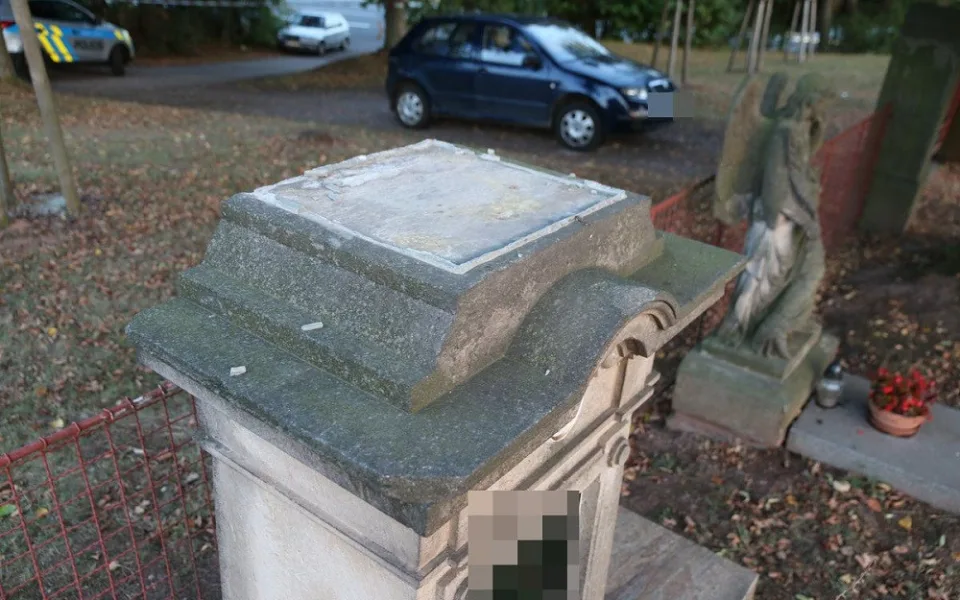 Prázdný podstavec