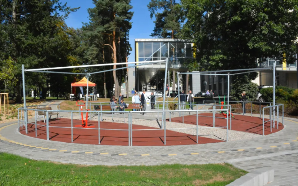 Fakultní nemocnice otevřela pro pacienty unikátní Plicní park