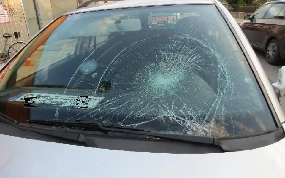 Auto poškozené po nehodě