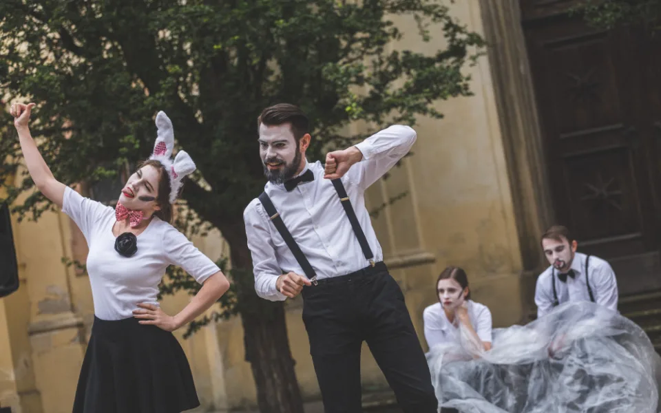 Narozeninové slavnosti divadelního festivalu v Hradci Králové